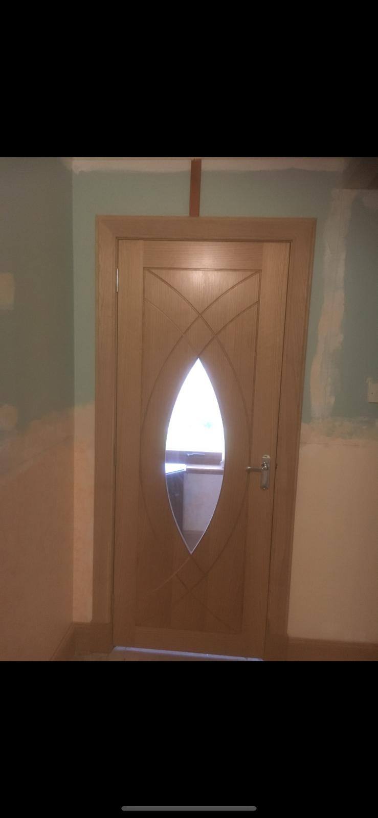 Feature Door