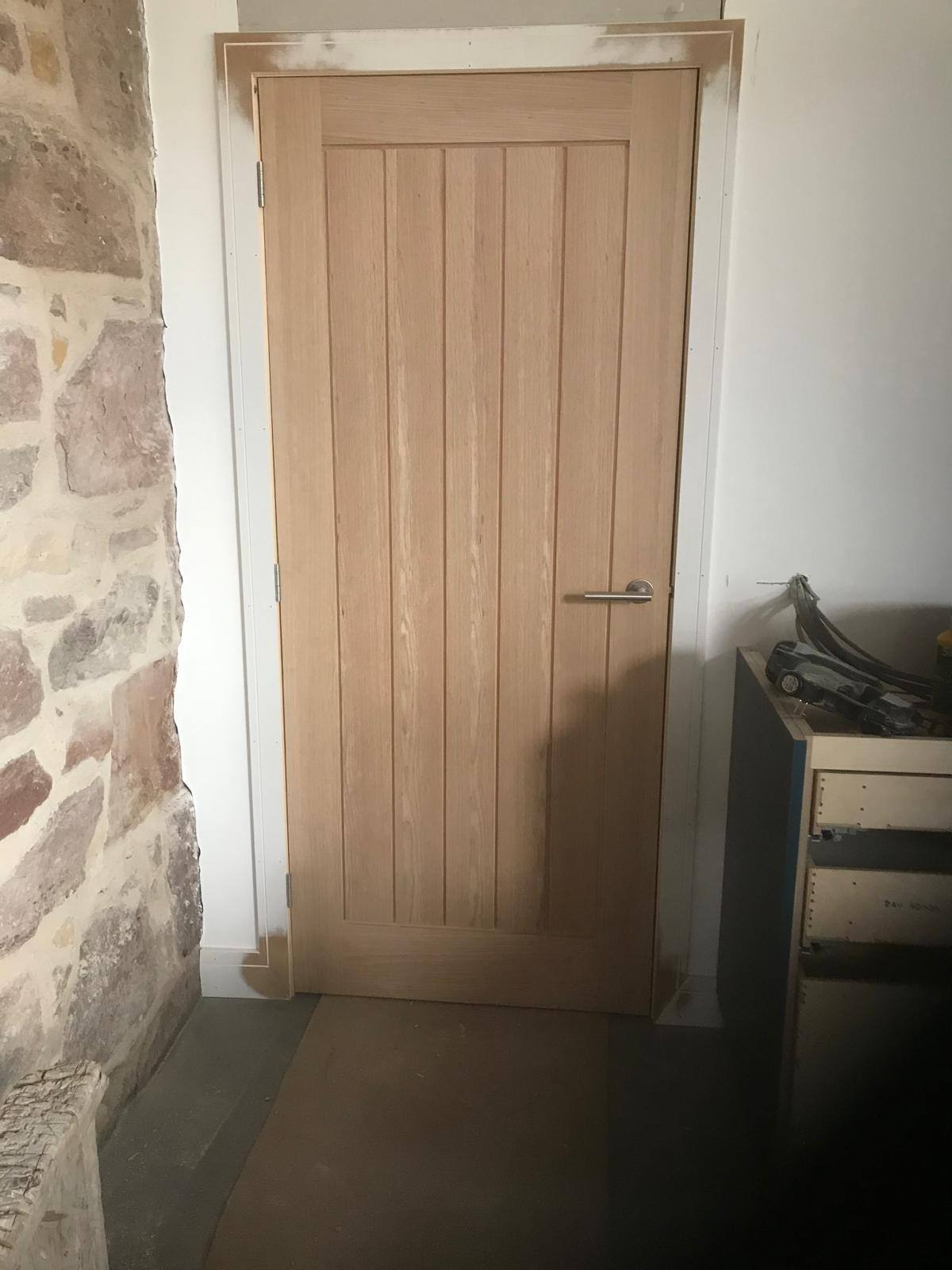 Feature Door